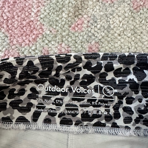 ov flex short 5" in snow leopard - Picture 3 of 3